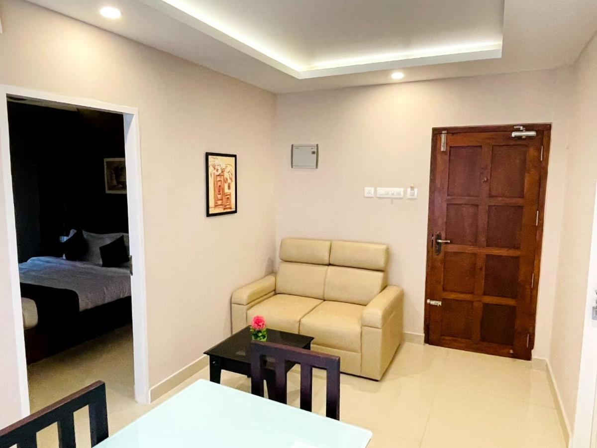 Kb Residency Hotel Kozhikode Bagian luar foto